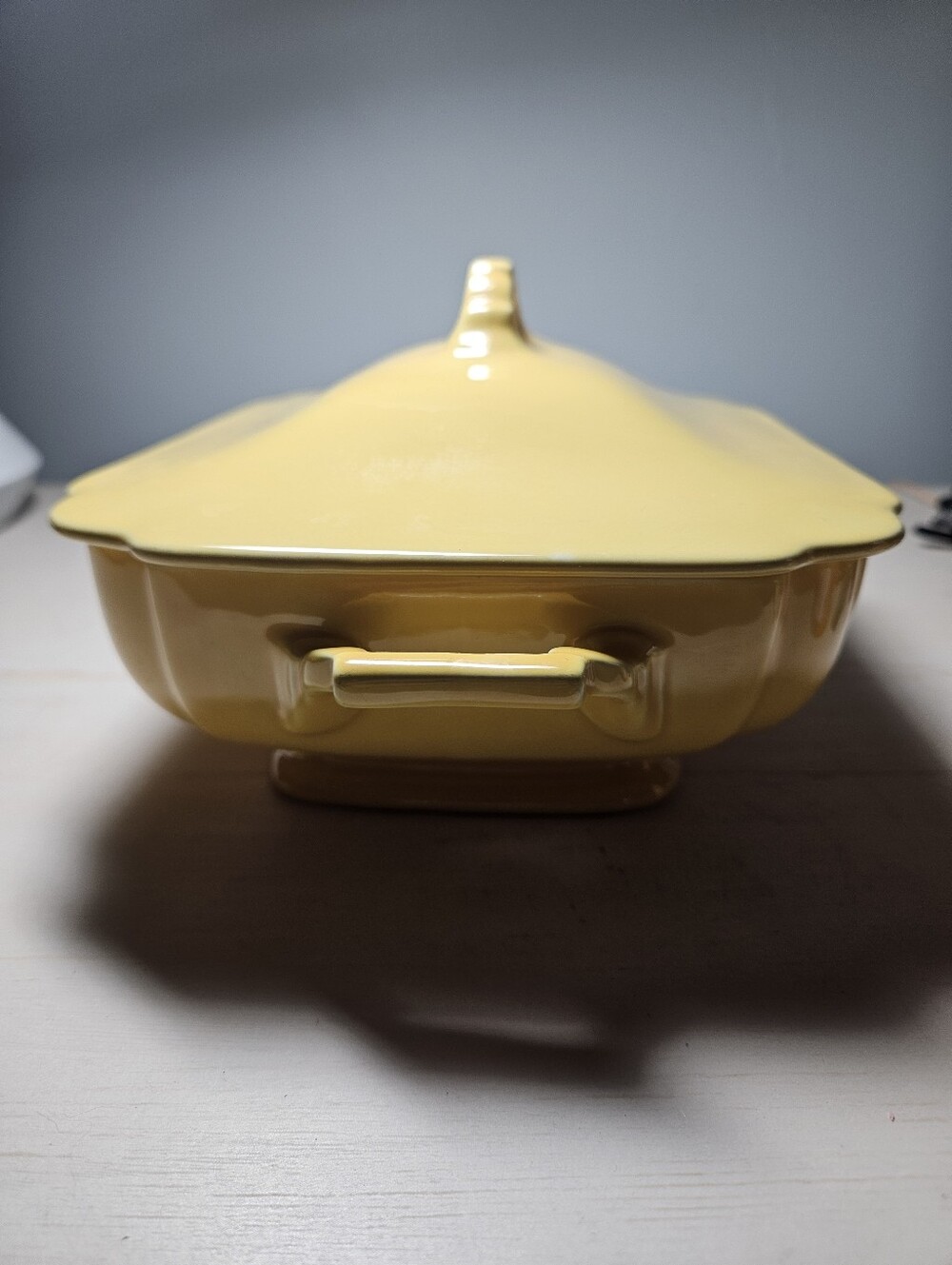Vintage Homer Laughlin Riviera Yellow Covered Casserole Dish Art Deco 1930s